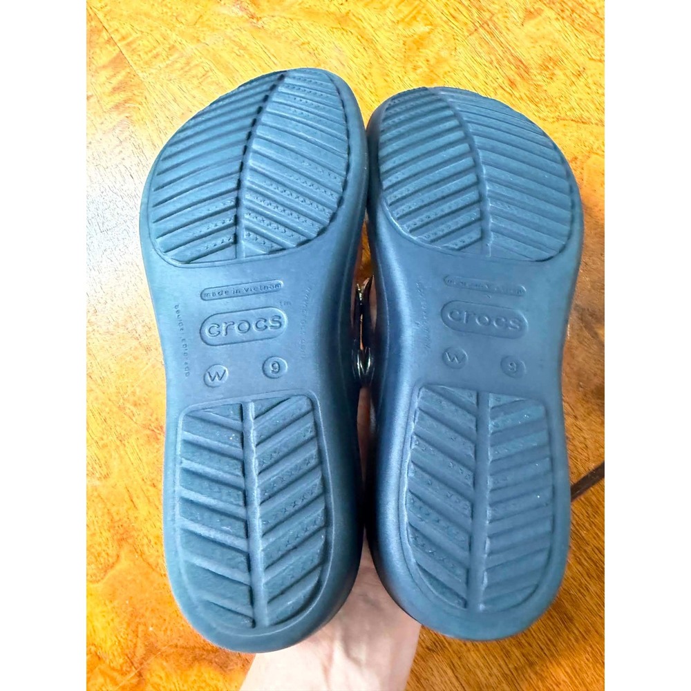 Crocs Sanrah Embellished Wedge Flip Flops Navy Blue Teal Mosaic Womens 9 - Picture 7 of 7